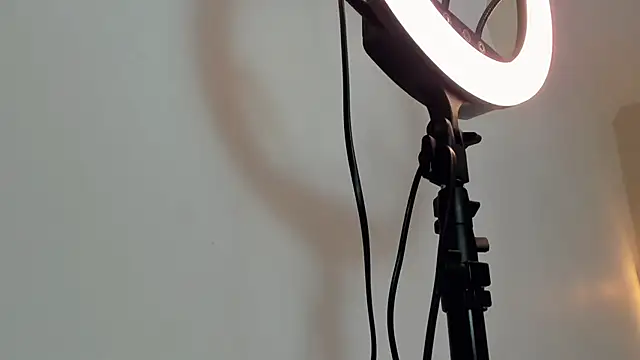 CHANELL 11INCHES online show from 26, 2, 2025