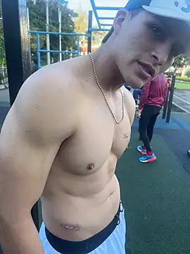 MaxxxSteil online show from 1, 4, 2026