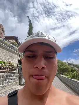 MaxxxSteil online show from 4, 2, 2026