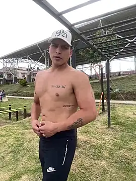 MaxxxSteil online show from 5, 2, 2026