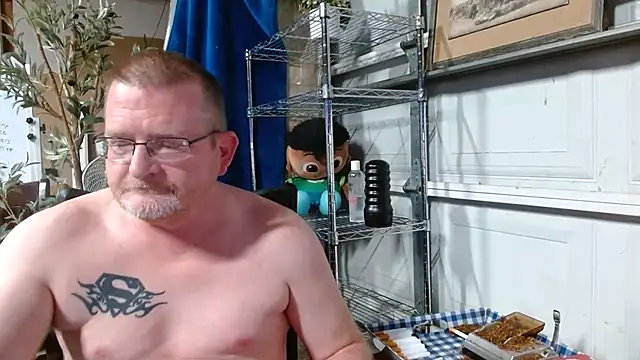 Randomoldguy615 online show from 27, 2, 2025