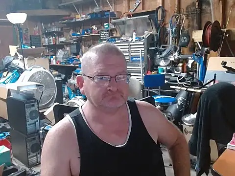 Randomoldguy615 online show from 9, 10, 2025