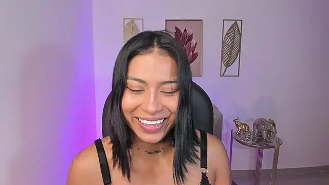 Ivyy Moon  online show from 21, 4, 2026