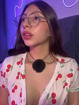 Snapshot of Dirty-Bunnyyy chatting on 20, 7, 2026 Dirty-Bunnyyy online show from 20, 7, 2026