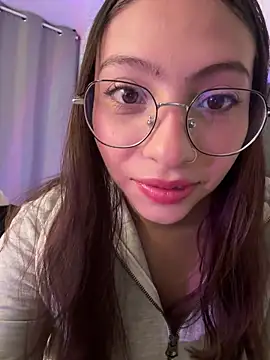 Dirty-Bunnyyy online show from 28, 4, 2026
