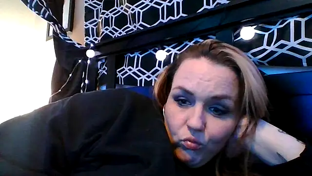 Snapshot of RubyRose33 chatting on 19, 3, 2026 RubyRose33 online show from 19, 3, 2026