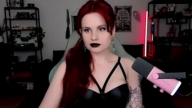 Della Ideal online show from 31, 5, 2026