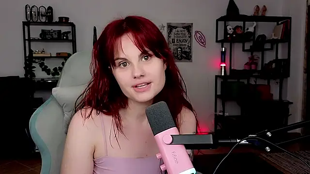 Della Ideal online show from 20, 4, 2026