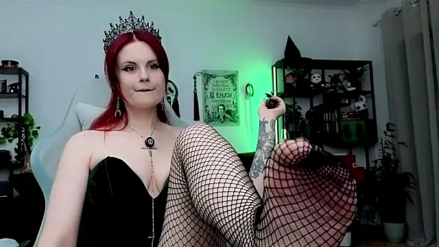 Snapshot of Della_Ideal chatting on 5, 7, 2026 Della Ideal online show from 5, 7, 2026