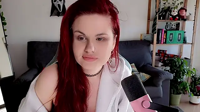 Della Ideal online show from 2, 12, 2025