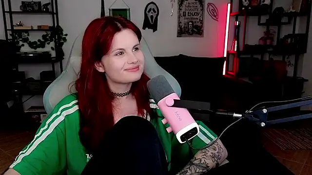 Della Ideal online show from 12, 5, 2026