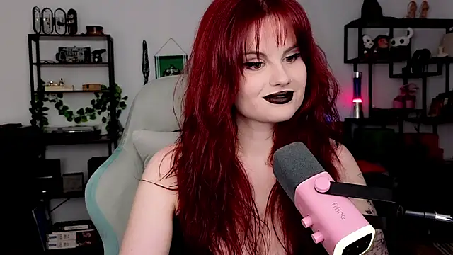 Della Ideal online show from 12, 4, 2026