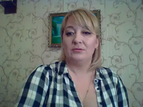 Snapshot of ArielXLoveresss chatting on 6, 3, 2025 ArielXLoveresss online show from 6, 3, 2025