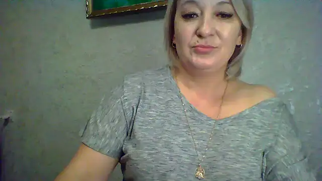 ArielXLoveresss online show from 8, 11, 2025