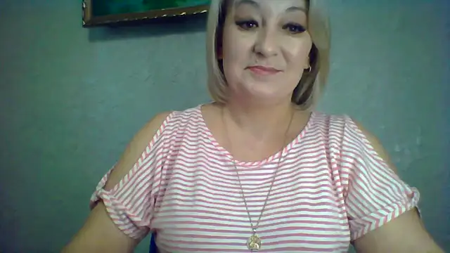 ArielXLoveresss online show from 18, 11, 2025