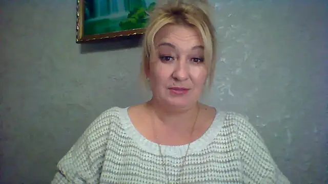 Snapshot of ArielXLoveresss chatting on 11, 10, 2025 ArielXLoveresss online show from 11, 10, 2025