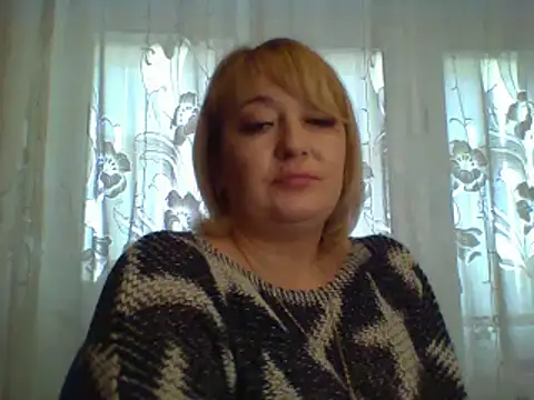 Snapshot of ArielXLoveresss chatting on 8, 3, 2025 ArielXLoveresss online show from 8, 3, 2025