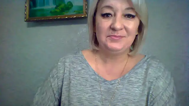 ArielXLoveresss online show from 28, 10, 2025