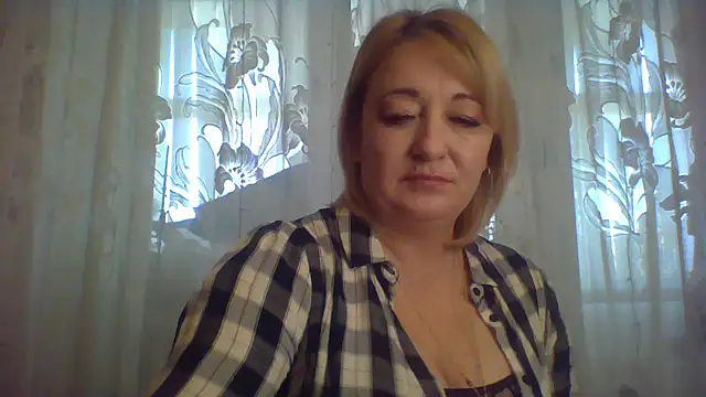 Snapshot of ArielXLoveresss chatting on 26, 2, 2025 ArielXLoveresss online show from 26, 2, 2025