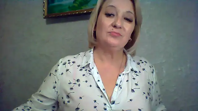 ArielXLoveresss online show from 1, 11, 2025