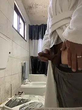 rogerdik76 online show from 1, 12, 2025