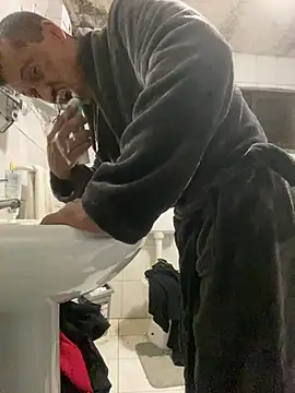 rogerdik76 online show from 20, 4, 2026