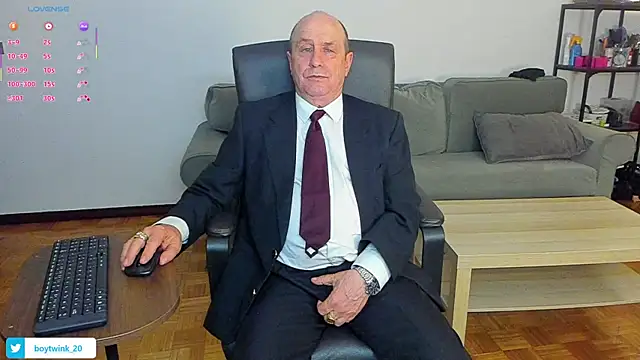 Snapshot of masterboy50 chatting on 15, 5, 2026 masterboy50 online show from 15, 5, 2026