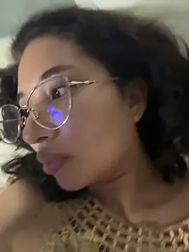 Snapshot of kylieWest7 chatting on 23, 2, 2026 kylieWest7 online show from 23, 2, 2026