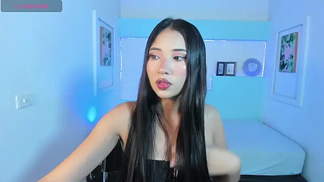 Snapshot of kylieWest7 chatting on 11, 3, 2025 kylieWest7 online show from 11, 3, 2025