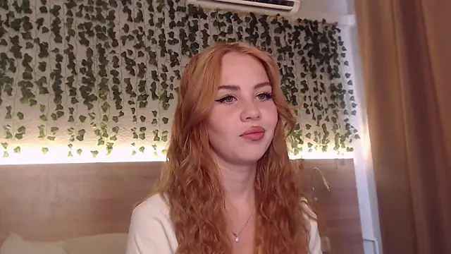 Snapshot of IvyAngel chatting on 3, 7, 2026 IvyAngel online show from 3, 7, 2026