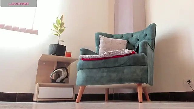 martina soto online show from 4, 3, 2026