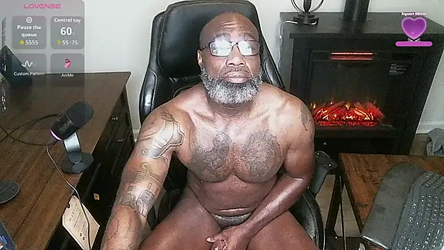 Snapshot of PeterPiperPlayhouse26 chatting on 20, 5, 2026 PeterPiperPlayhouse26 online show from 20, 5, 2026