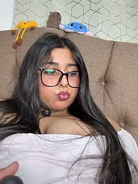 virginbrunette99 online show from 9, 5, 2026