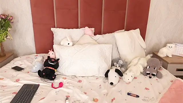 DaliaCruz online show from 10, 4, 2026