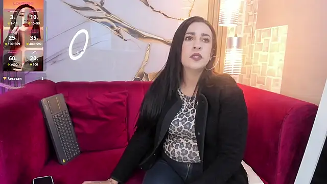 Bella williamss  online show from 6, 11, 2025