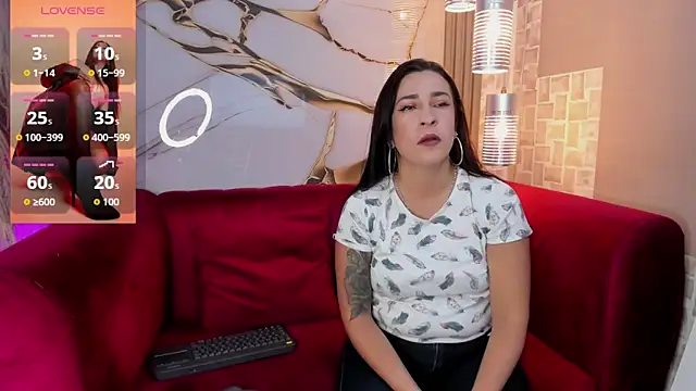 Bella williamss  online show from 20, 10, 2025