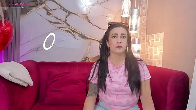 Bella williamss  online show from 8, 11, 2025