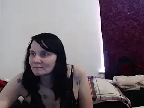 Hotmodel1984 online show from 13, 1, 2025