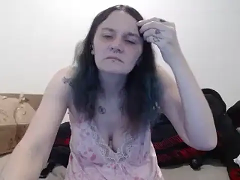 Hotmodel1984 online show from 17, 12, 2025