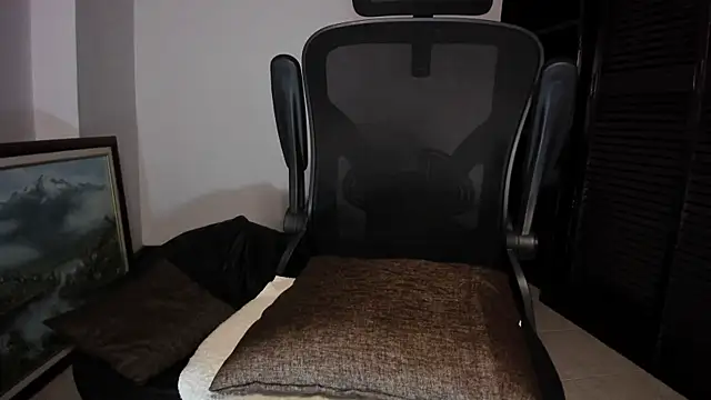 maxflurry  online show from 26, 10, 2025