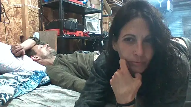 SillyRabbitz online show from 15, 10, 2025