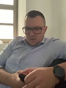 Mike8523 online show from 21, 12, 2025