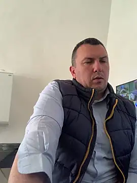 Mike8523 online show from 21, 4, 2026