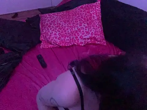 ChrryFoxx online show from 16, 4, 2026