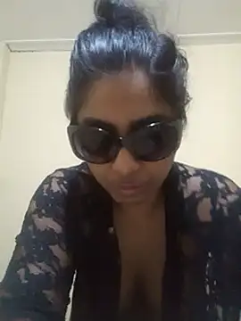 Snapshot of Maya_shery chatting on 13, 3, 2025 Maya shery online show from 13, 3, 2025