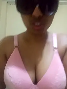 Snapshot of Maya_shery chatting on 27, 2, 2025 Maya shery online show from 27, 2, 2025