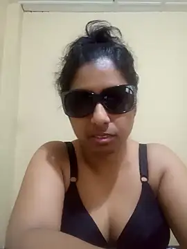 Snapshot of Maya_shery chatting on 28, 2, 2025 Maya shery online show from 28, 2, 2025