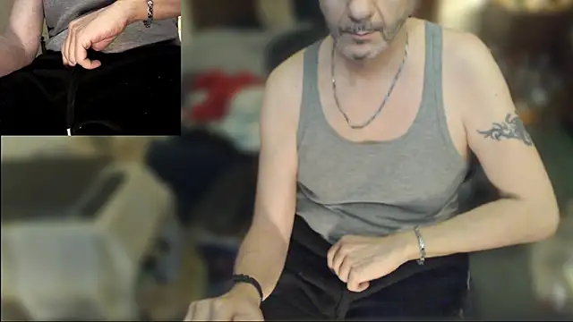 maxdaddy690 online show from 28, 4, 2026