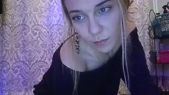 Snapshot of qtkayyzzxoxo chatting on 9, 3, 2025 qtkayyzzxoxo online show from 9, 3, 2025