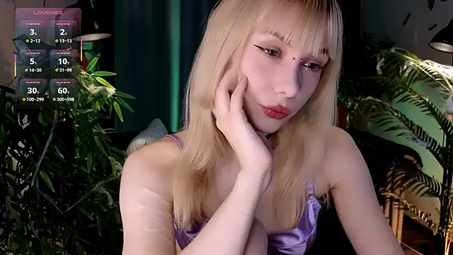 Cherry Bite online show from 23, 10, 2025